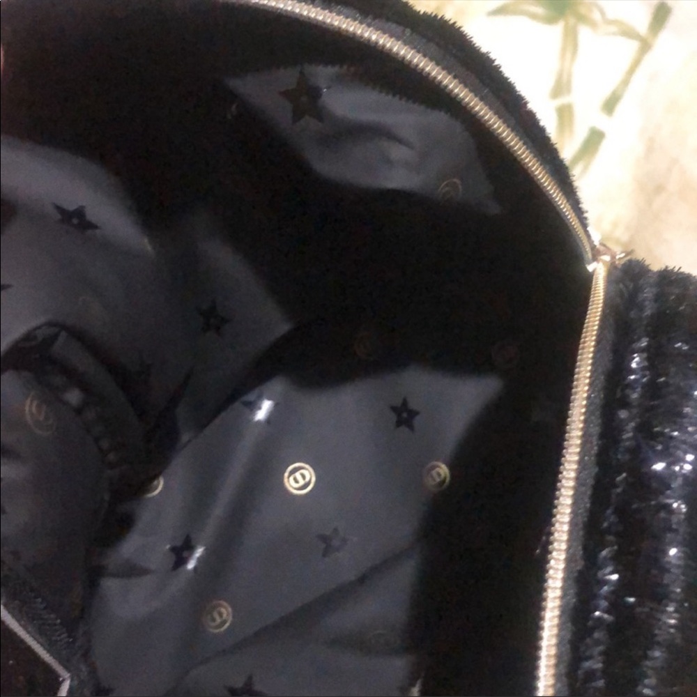 - ❤️- ❤️Dior makeup pouch with chain - Picture 5 of 14